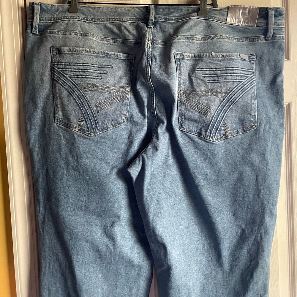 NWOT Seven 7 Women's Size 28 Mid-Rise Straight Jeans - Picture 9 of 15